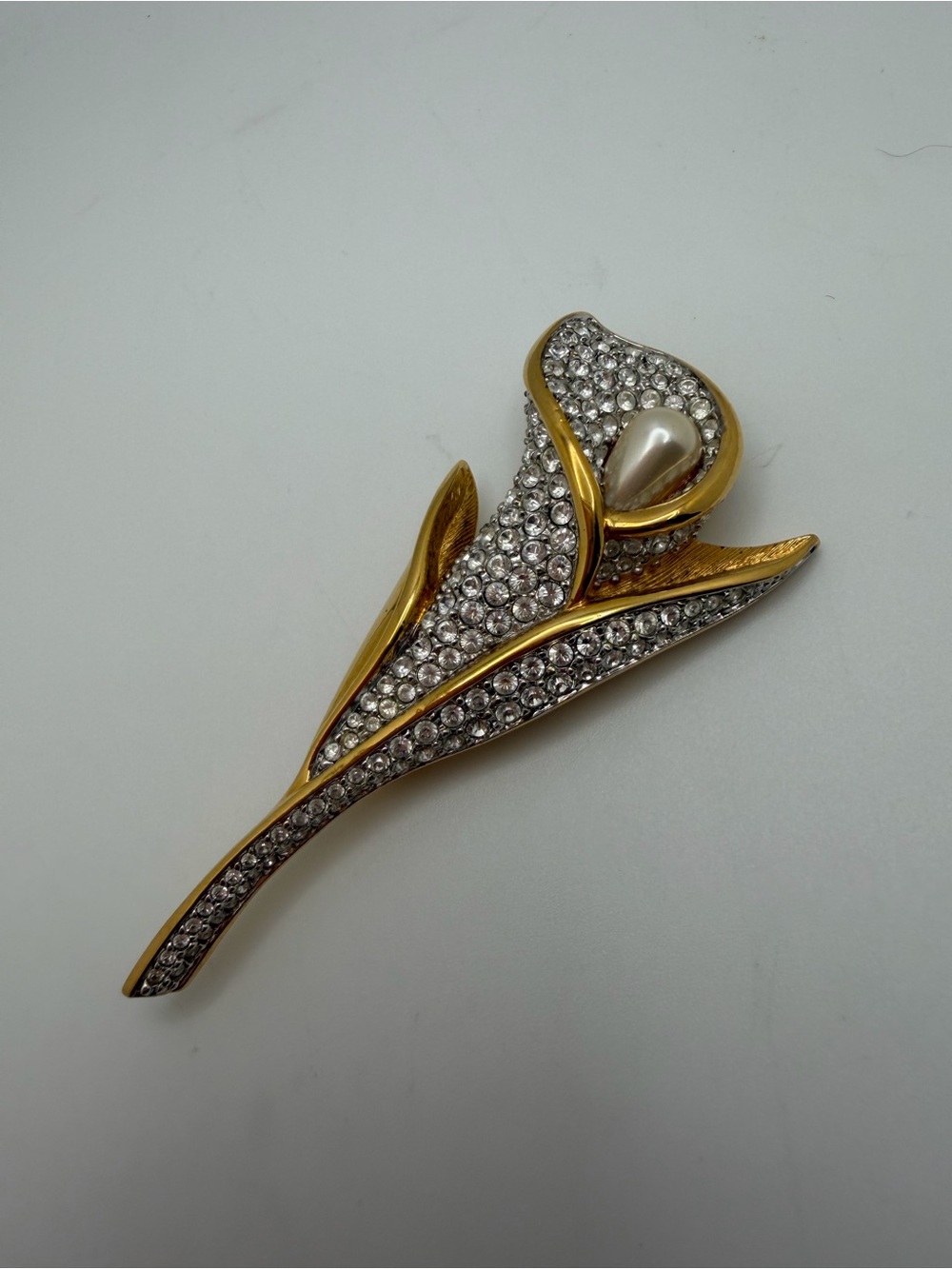 Vintage Retired Swarovski Pave Crystal Calla Lily Pin Brooch